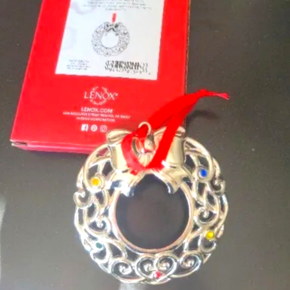 LENOX Christmas ornament Sparkle and Scroll silver wreath w/ Colors gems NEW